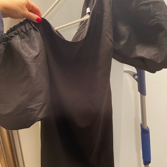 Black Mini One shoulder Dress - Picture 4 of 7